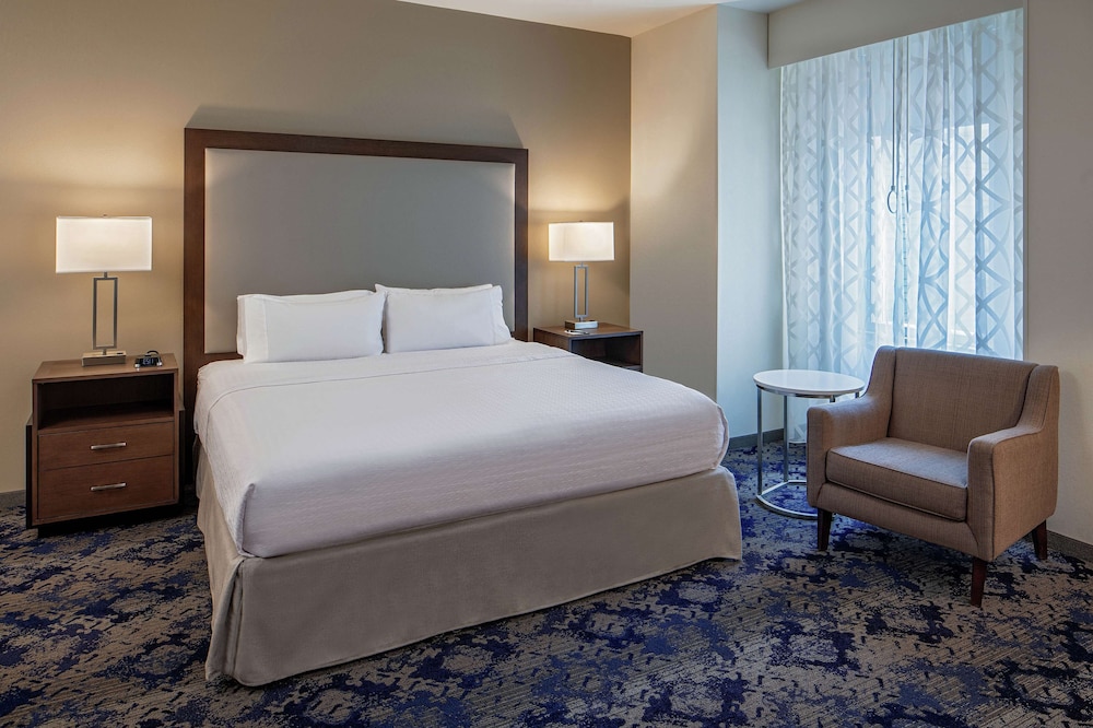 Photo inspiration: New Orleans Elegant Apartment Style Reference: Homewood Suites By Hilton New Orleans French Quarter