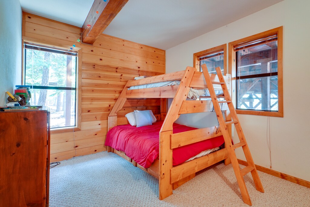 Image of Tranquil Truckee Cabin Getaway
