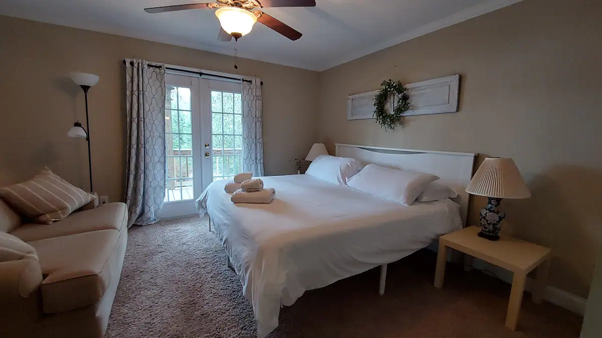 Image of Rest & Relax at Sinclair's LadyOwl Lake House