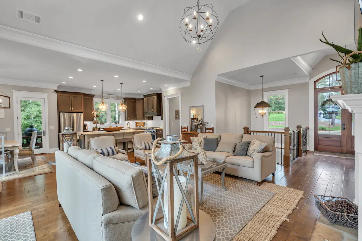Image of Secluded 4-Bedroom Retreat with Pond and Pool