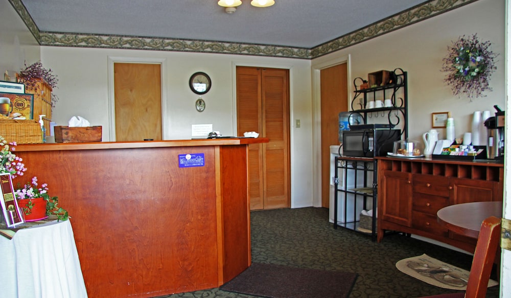 Image of Potsdam Inn
