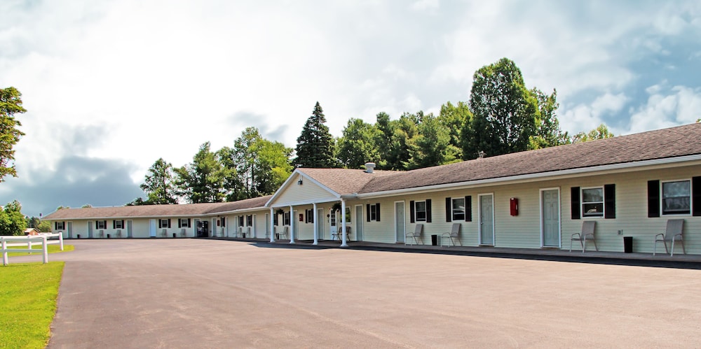 Image of Potsdam Inn