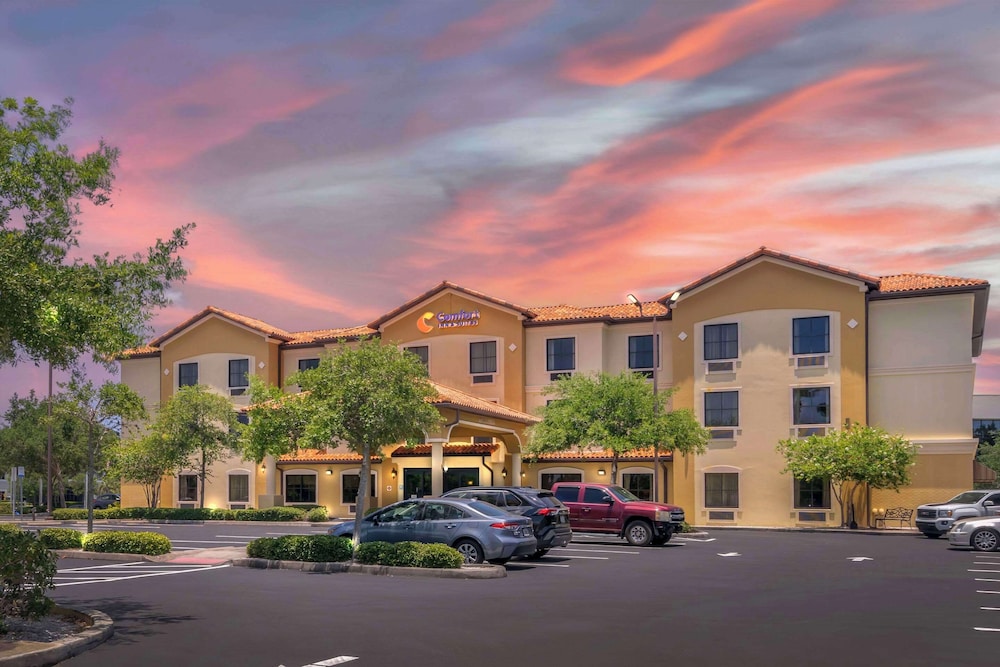 Image of Comfort Inn NE Gateway