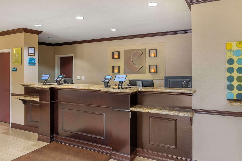 Image of Comfort Inn NE Gateway