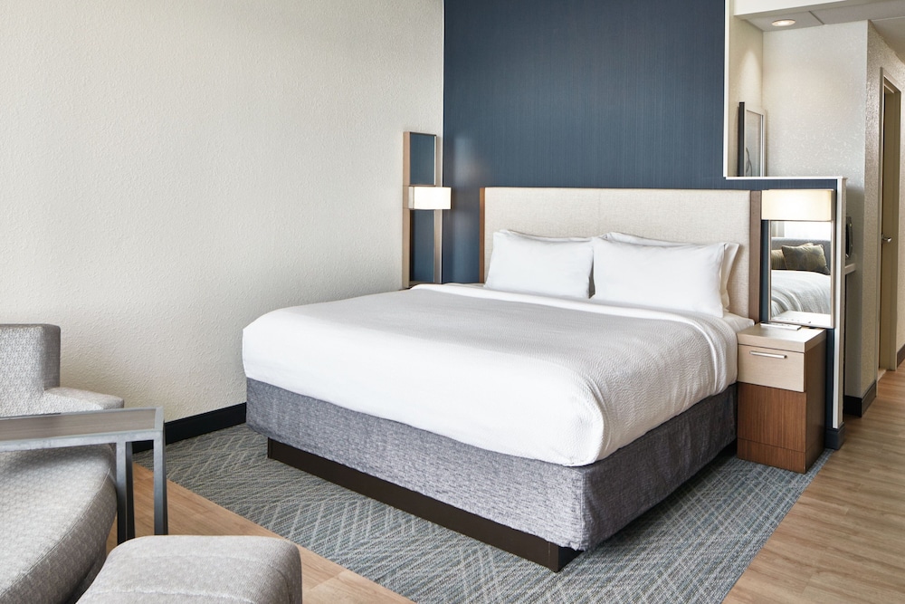 Image of Courtyard By Marriott Madeira Beach