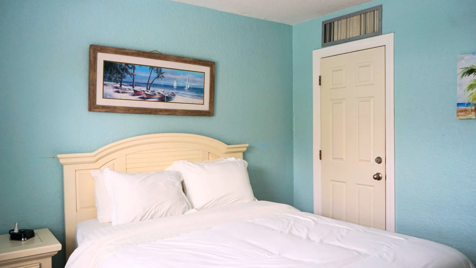 Image of Blue Wave Suites