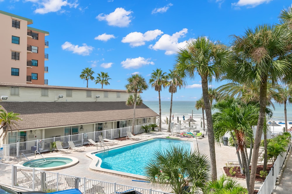 Image of Grand Shores West