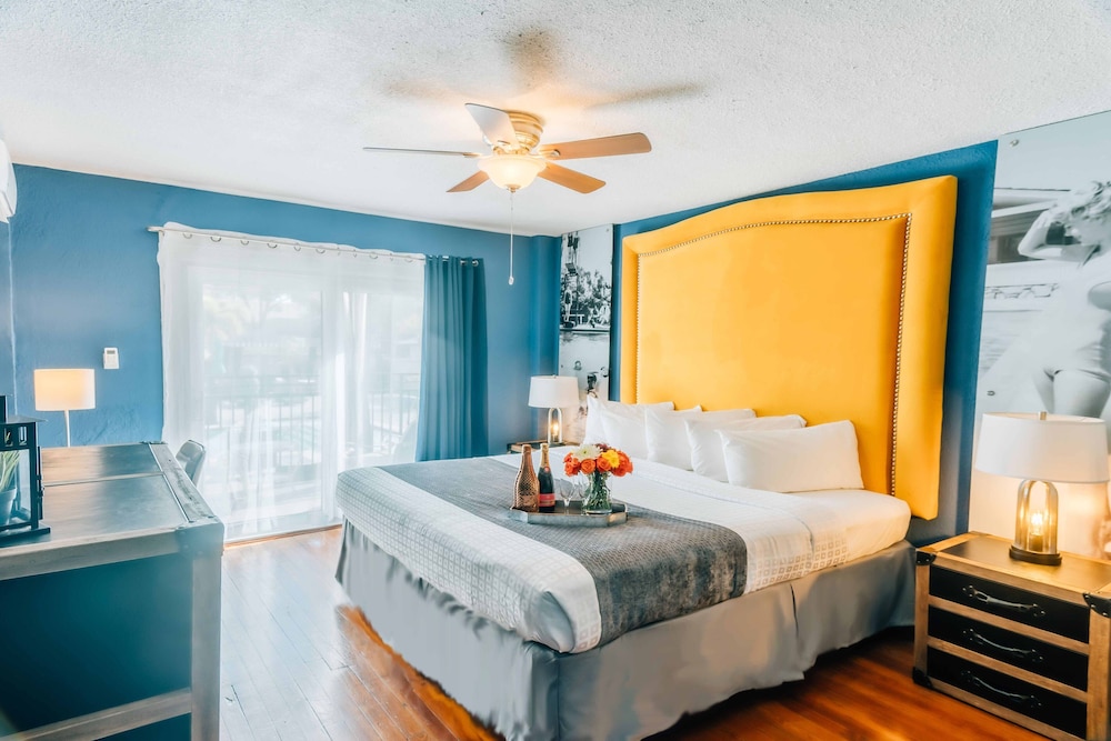 Image of Hollander Hotel