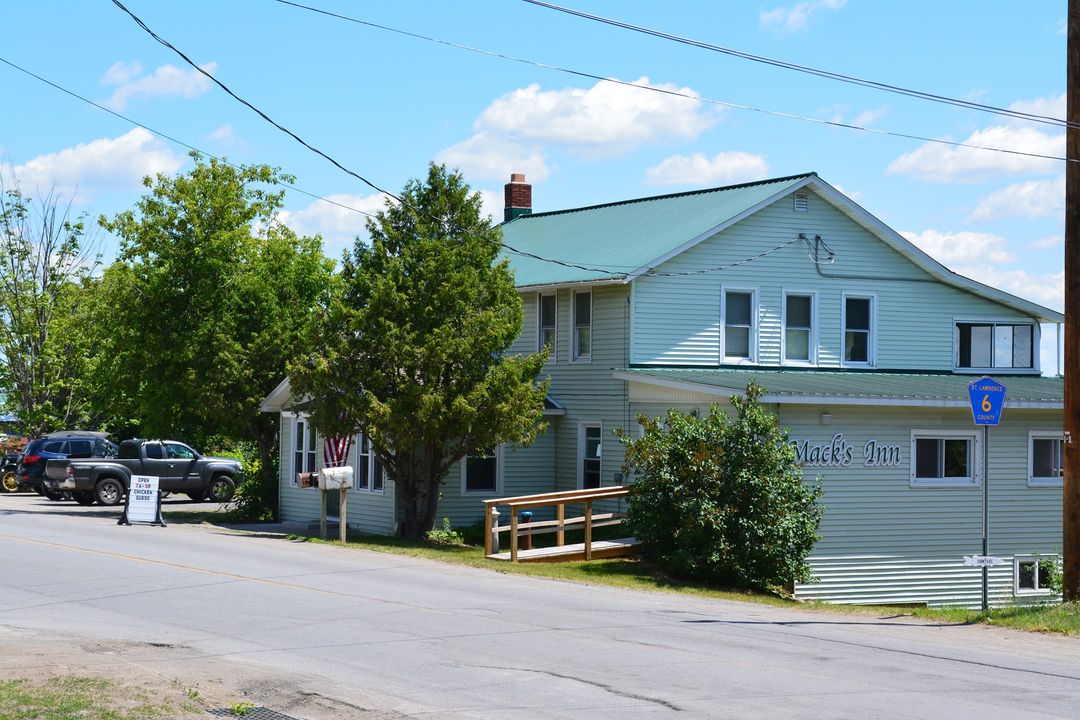 Image of Mack's Inn