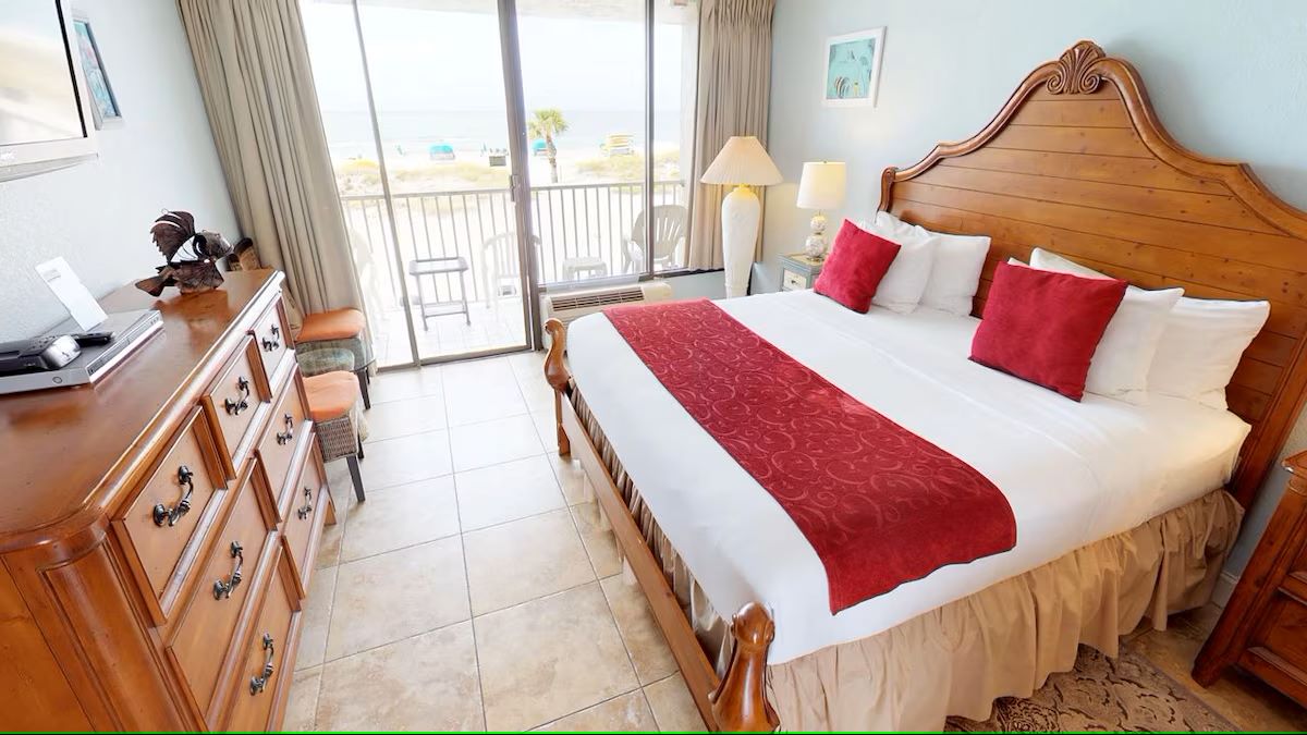 Image of Island Inn Beach Resort