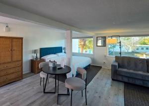 Image of Oasis Palms Resort