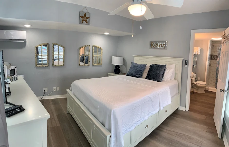Image of Mariner Beach Club