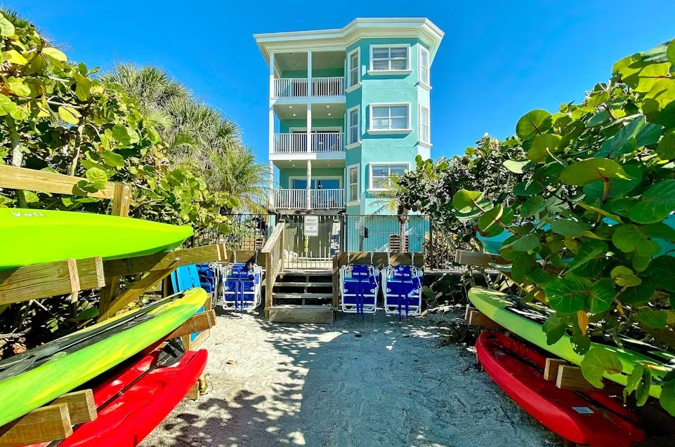 Image of 3 Palms Beachfront Vacation Rentals