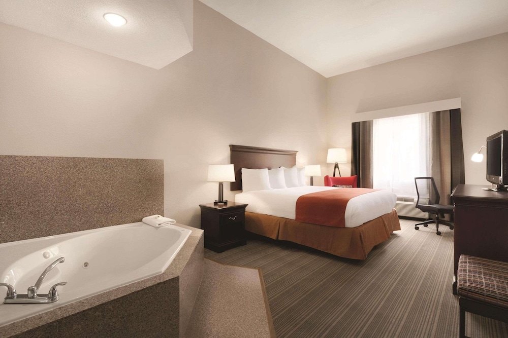 Image of Country Inn & Suites