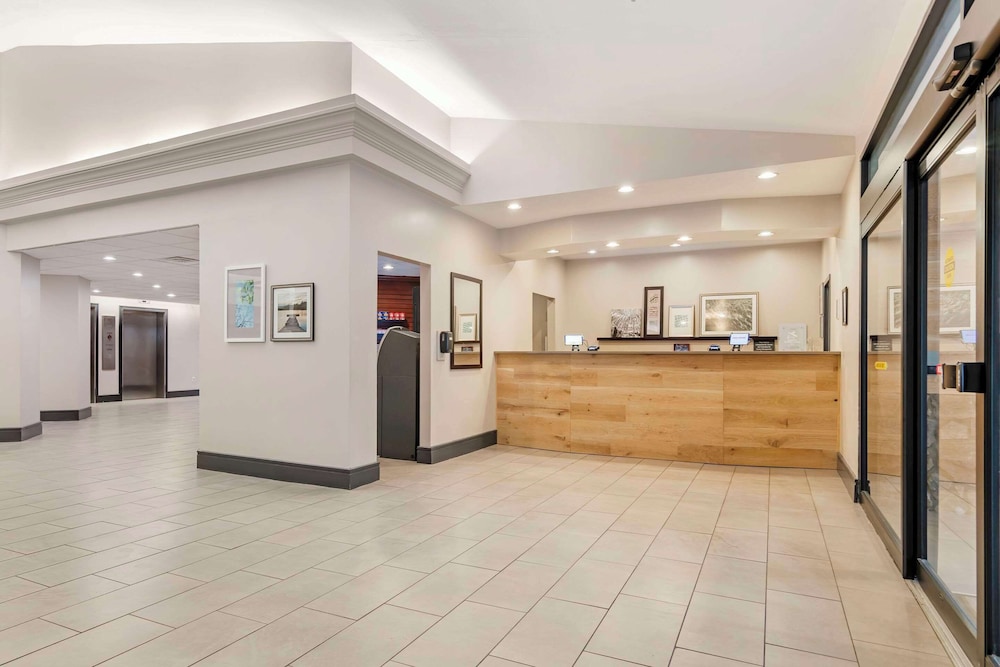 Image of Country Inn & Suites by Radisson Atlanta Galleria/Ballpark