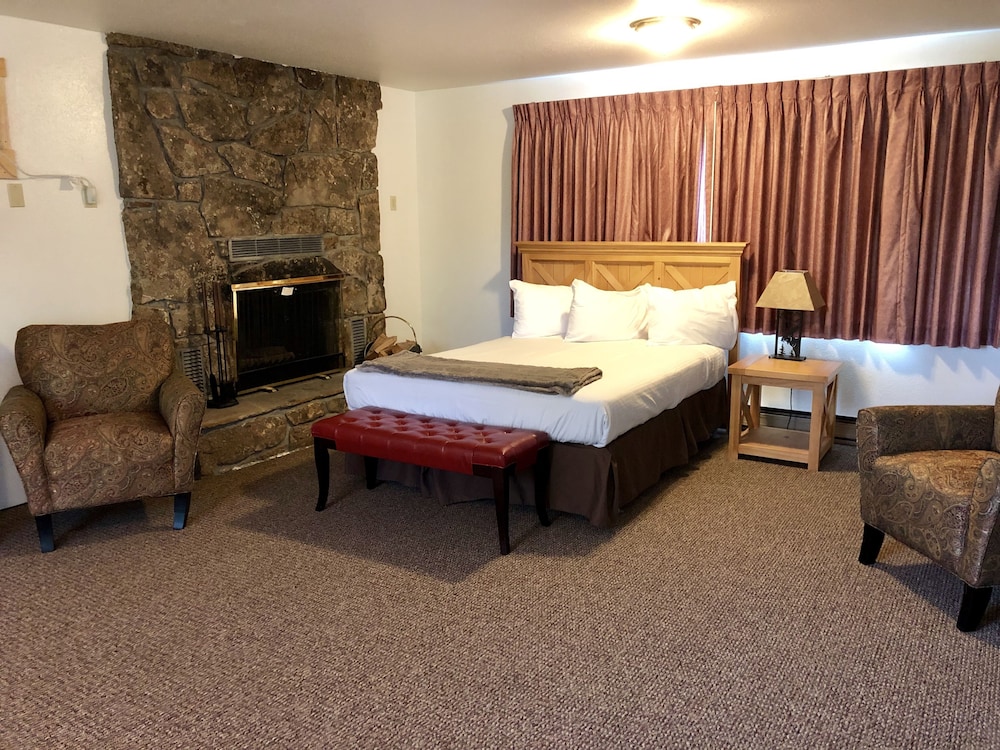 Image of Golden Eagle Inn