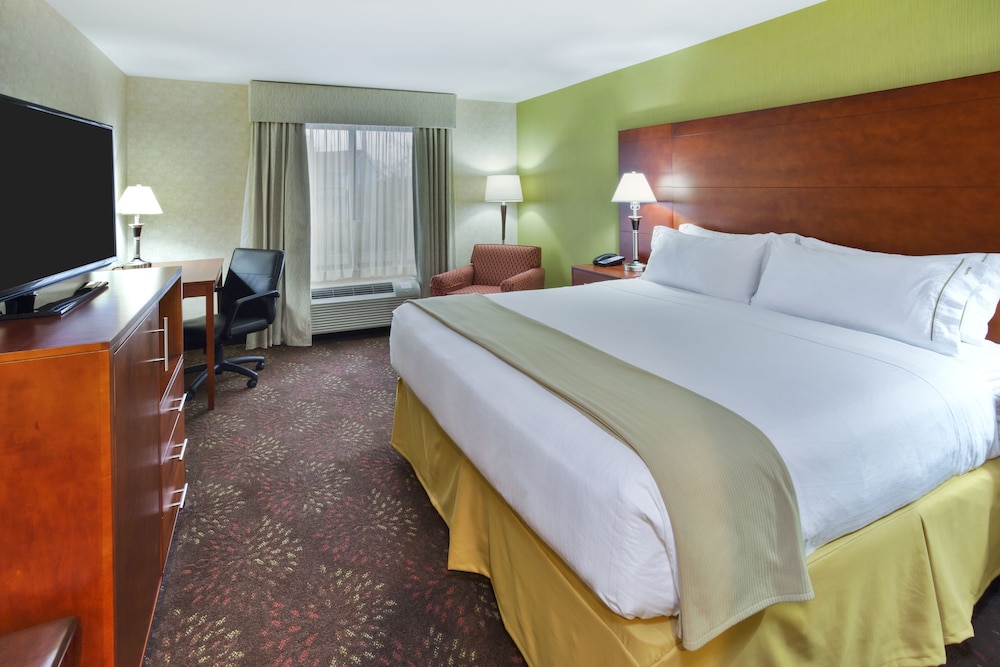 Image of Holiday Inn Express and Suites Frankenmuth