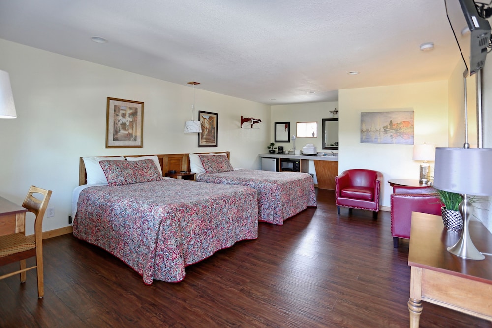 Image of Cape Pines Motel