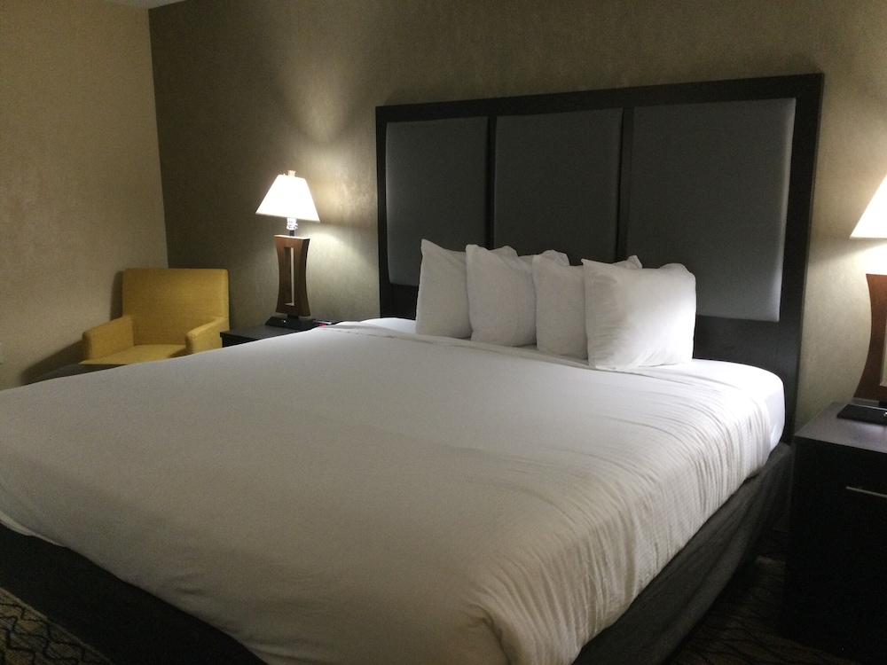 Image of Baymont Inn