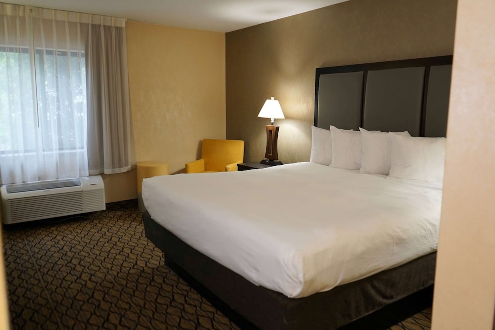 Image of Baymont Inn