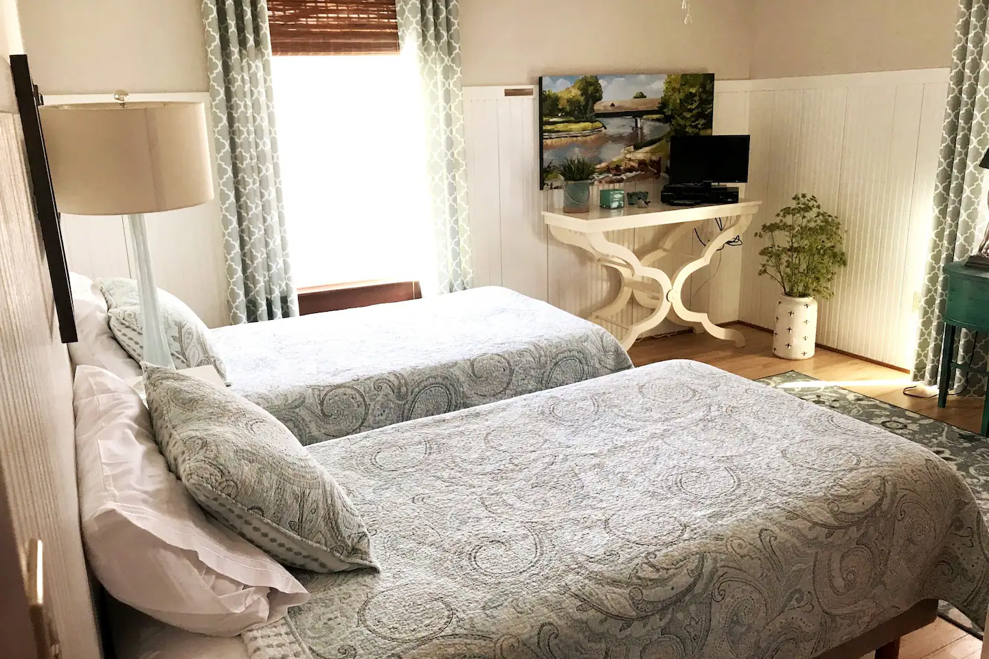 Image of Historic Downtown Chocolate Haus Apartment