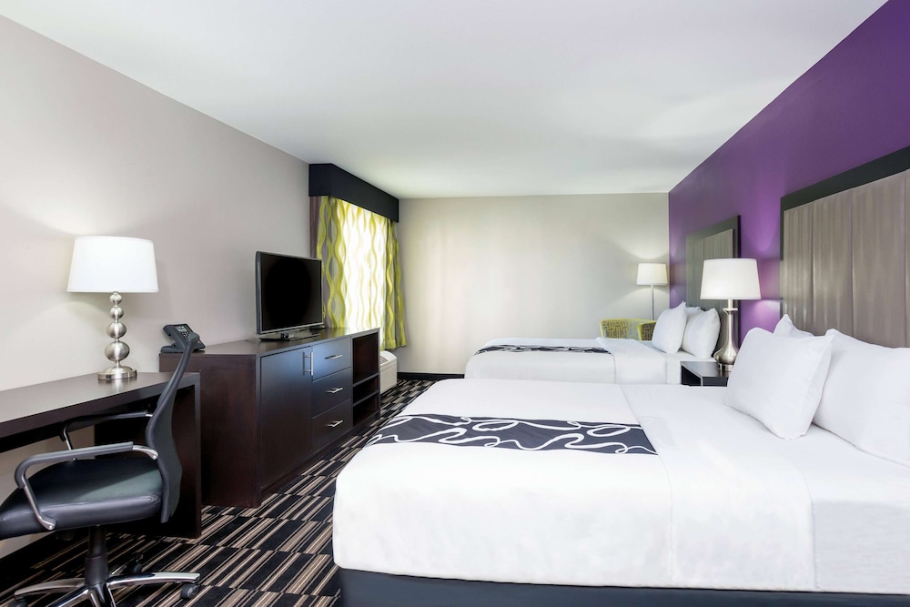 Image of La Quinta Inn & Suites
