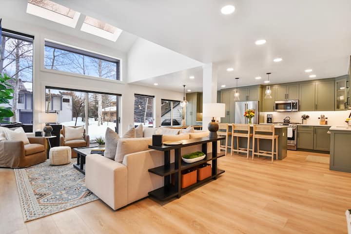 Image of Luxury Park City Rentals