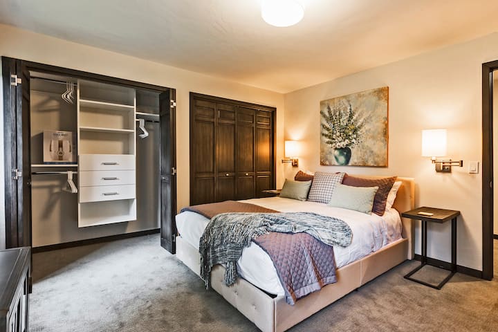 Image of Luxury Park City Rentals