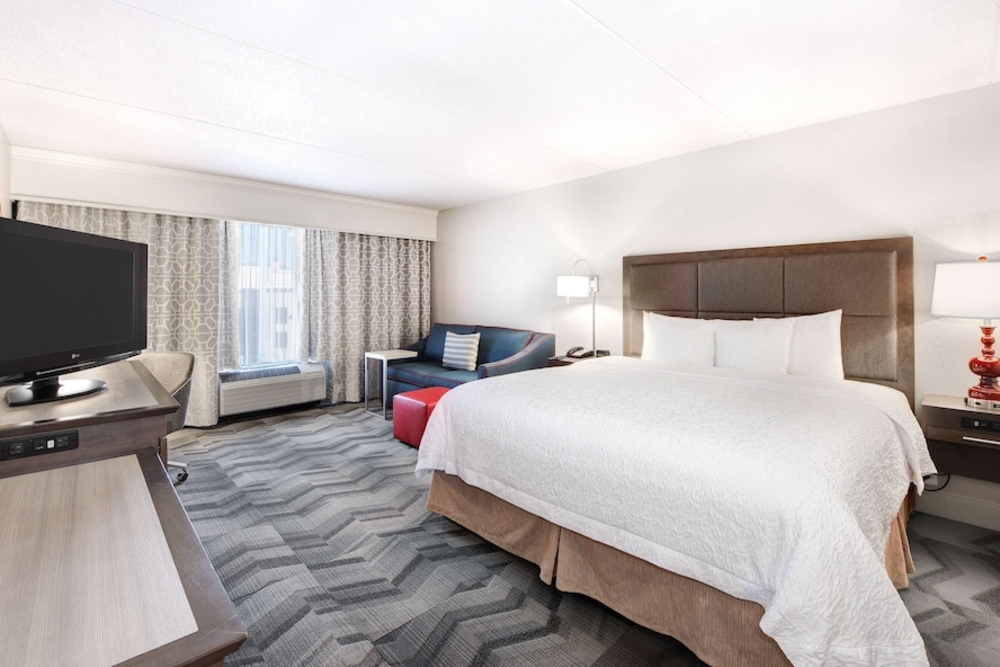Image of Hampton Inn & Suites Atlanta-Galleria