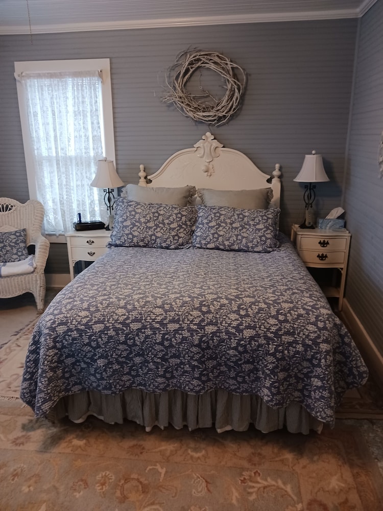 Image of Island House Of Wanchese B&B