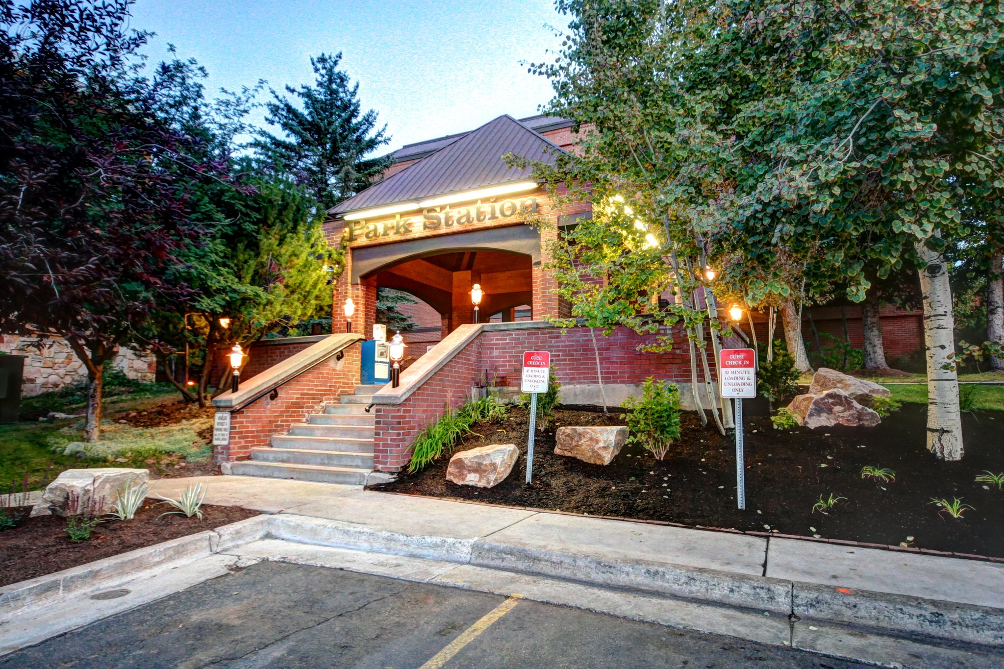 Image of Park Station 233