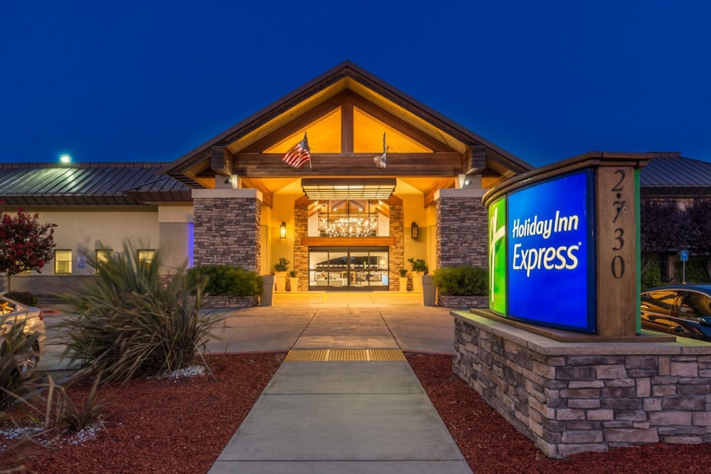 Image of Holiday Inn Express Walnut Creek