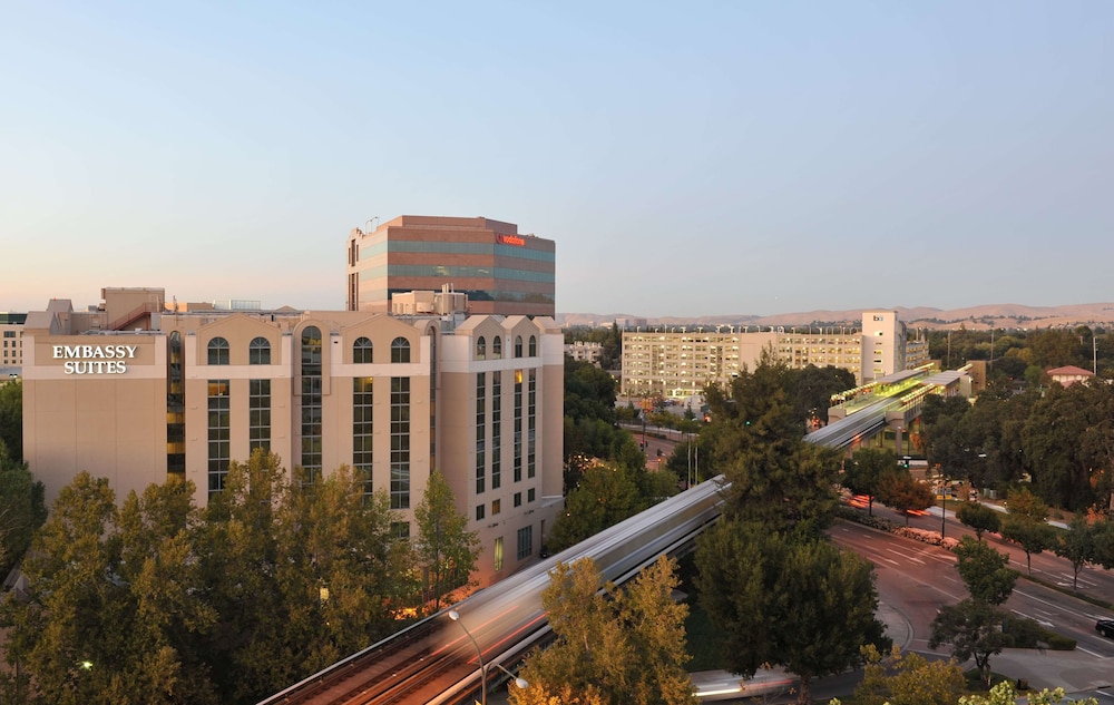 Image of Embassy Suites By Hilton Walnut Creek