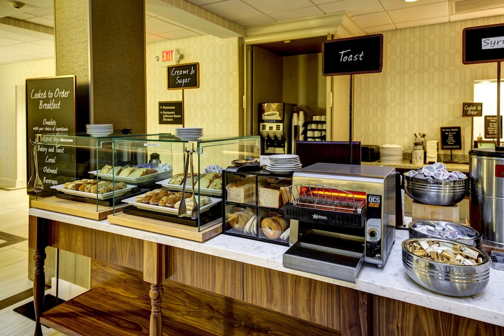 Image of Embassy Suites Williamsburg