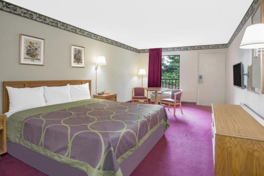 Image of Super Inn Williamsburg