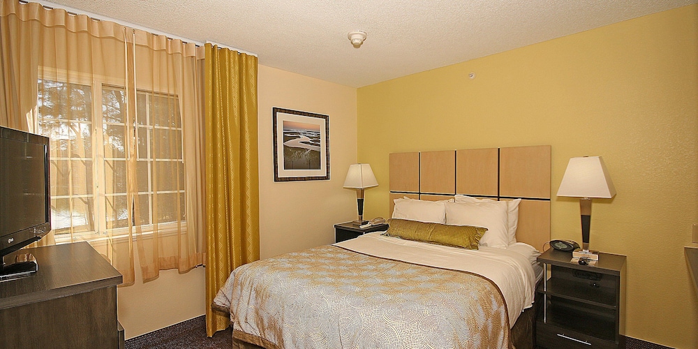Image of Candlewood Suites Newport News/Yorktown, an IHG Hotel