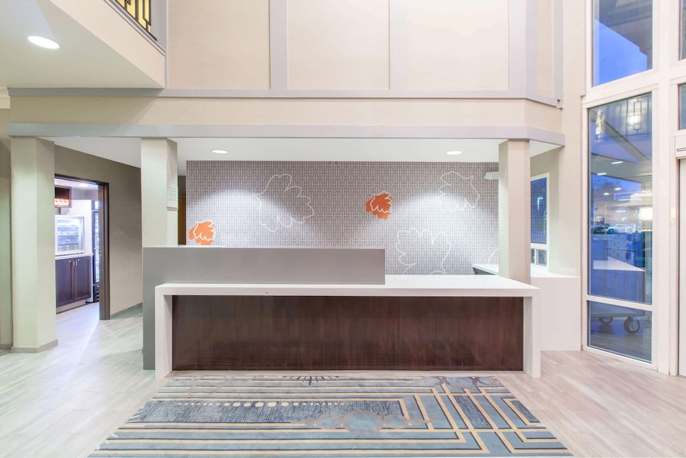 Image of Hawthorn Suites by Wyndham Livermore Wine Country