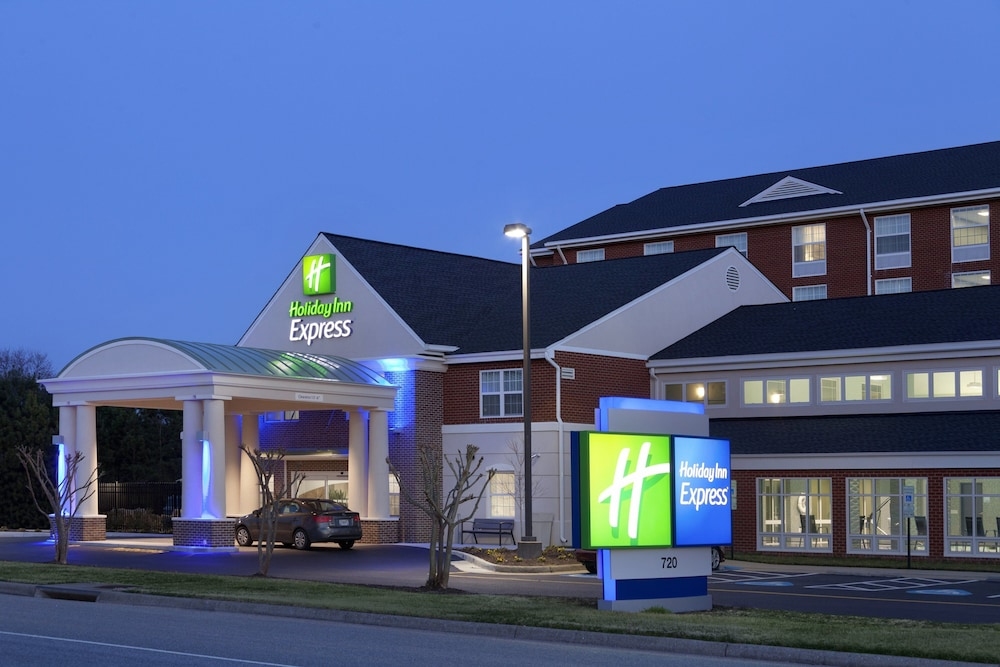 Image of Holiday Inn Express Williamsburg North