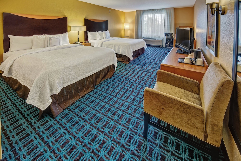 Image of Fairfield Inn & Suites by Marriott Naples