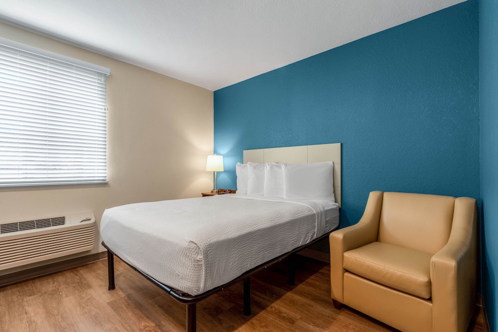 Image of WoodSpring Suites Naples West