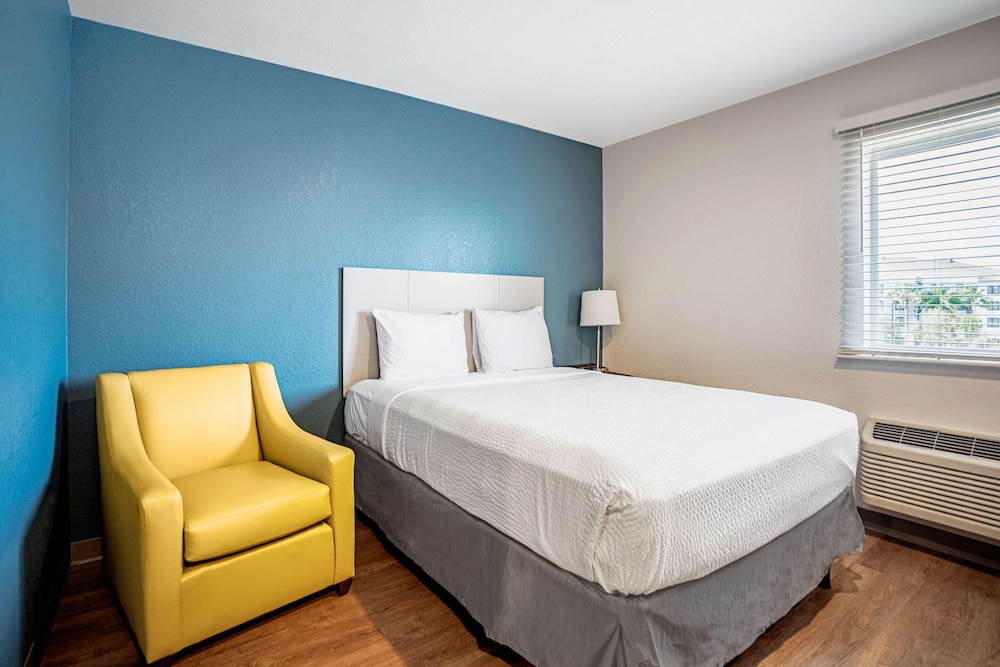 Image of WoodSpring Suites Naples
