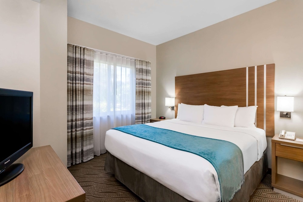 Image of Hawthorn Extended Stay by Wyndham Naples
