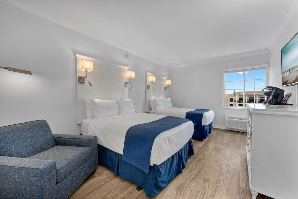 Image of Bayfront Inn Fifth Avenue