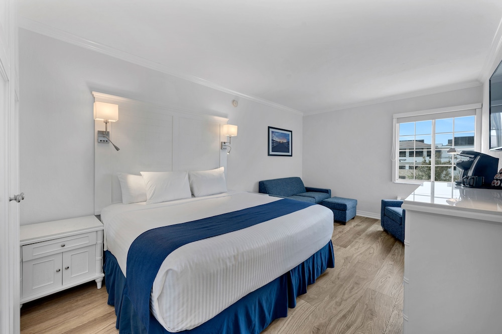 Image of Bayfront Inn Fifth Avenue