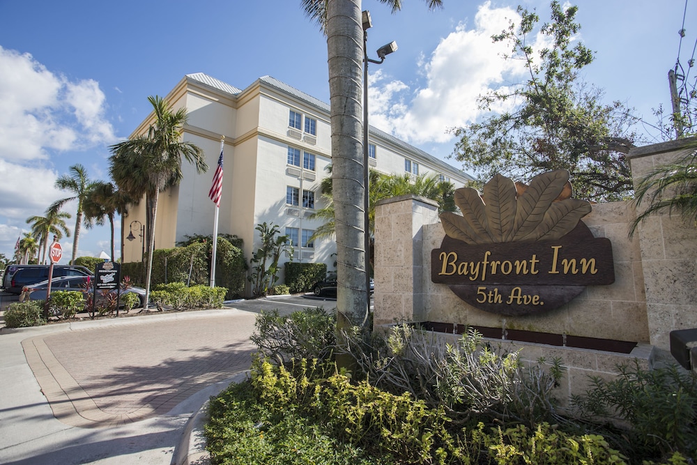 Image of Bayfront Inn Fifth Avenue