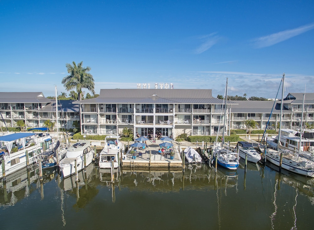 Image of Cove Inn On Naples Bay