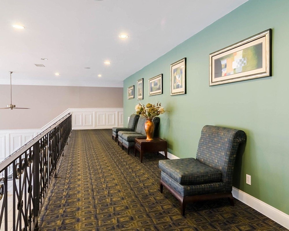Image of Rodeway Inn & Suites Williamsburg Central