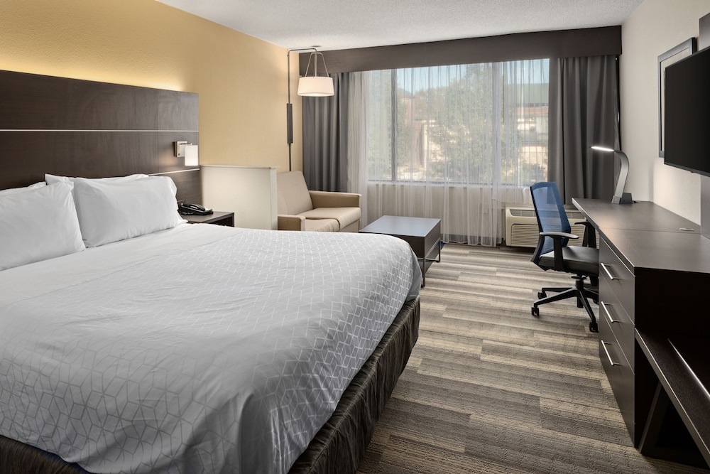 Image of Holiday Inn Express Atlanta – Kennesaw