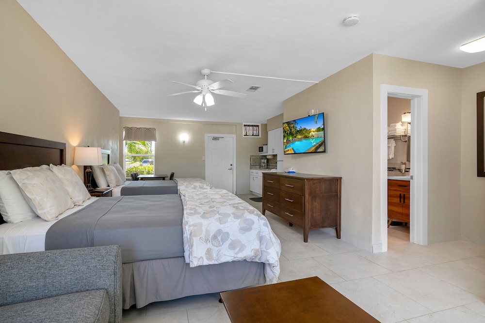 Image of Fairways Inn of Naples