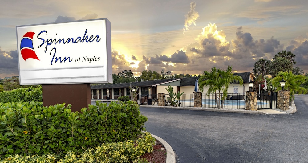 Image of Spinnaker Inn of Naples